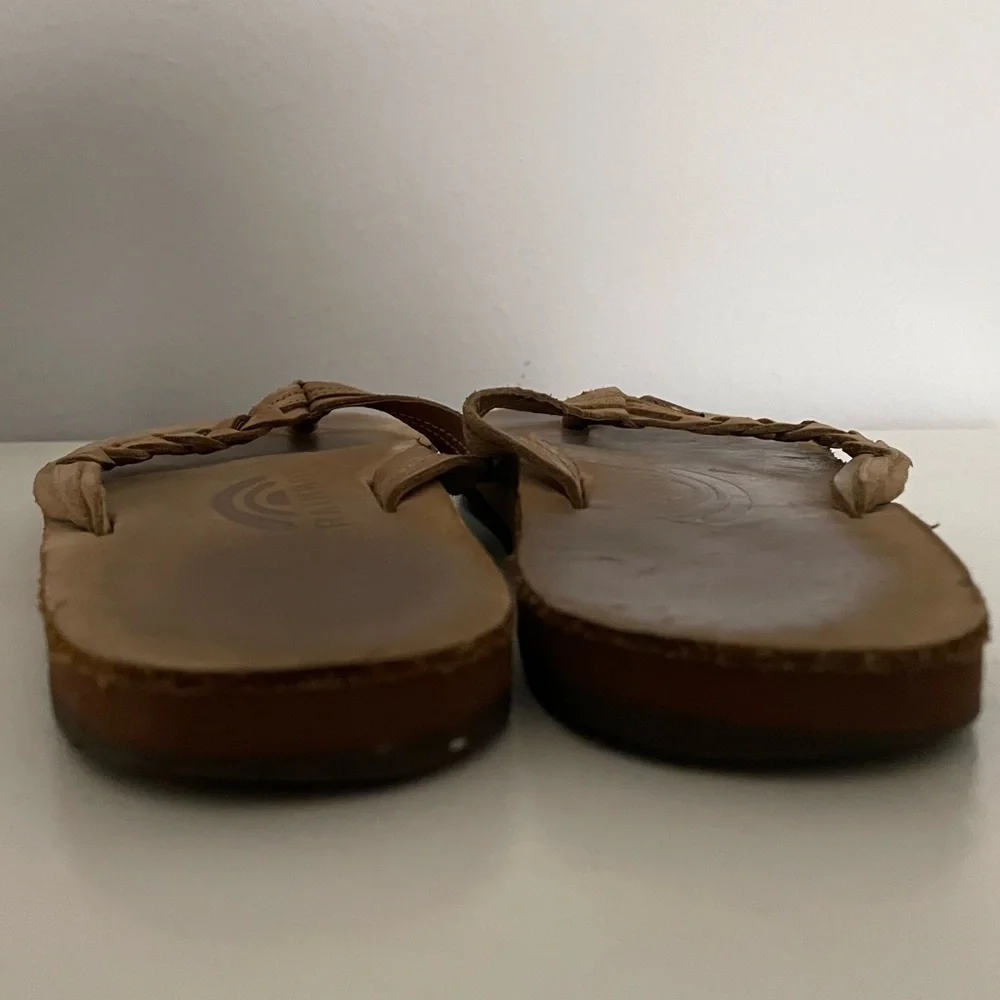 (SOLD!) 🤗 🌈 Rainbow 'Flirty' Braided Leather Flip Flop, size 7, hardly worn! - Picture 9 of 10